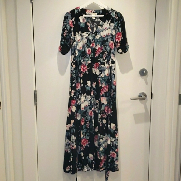 Long Floral Dress - 4 - Picture 3 of 6